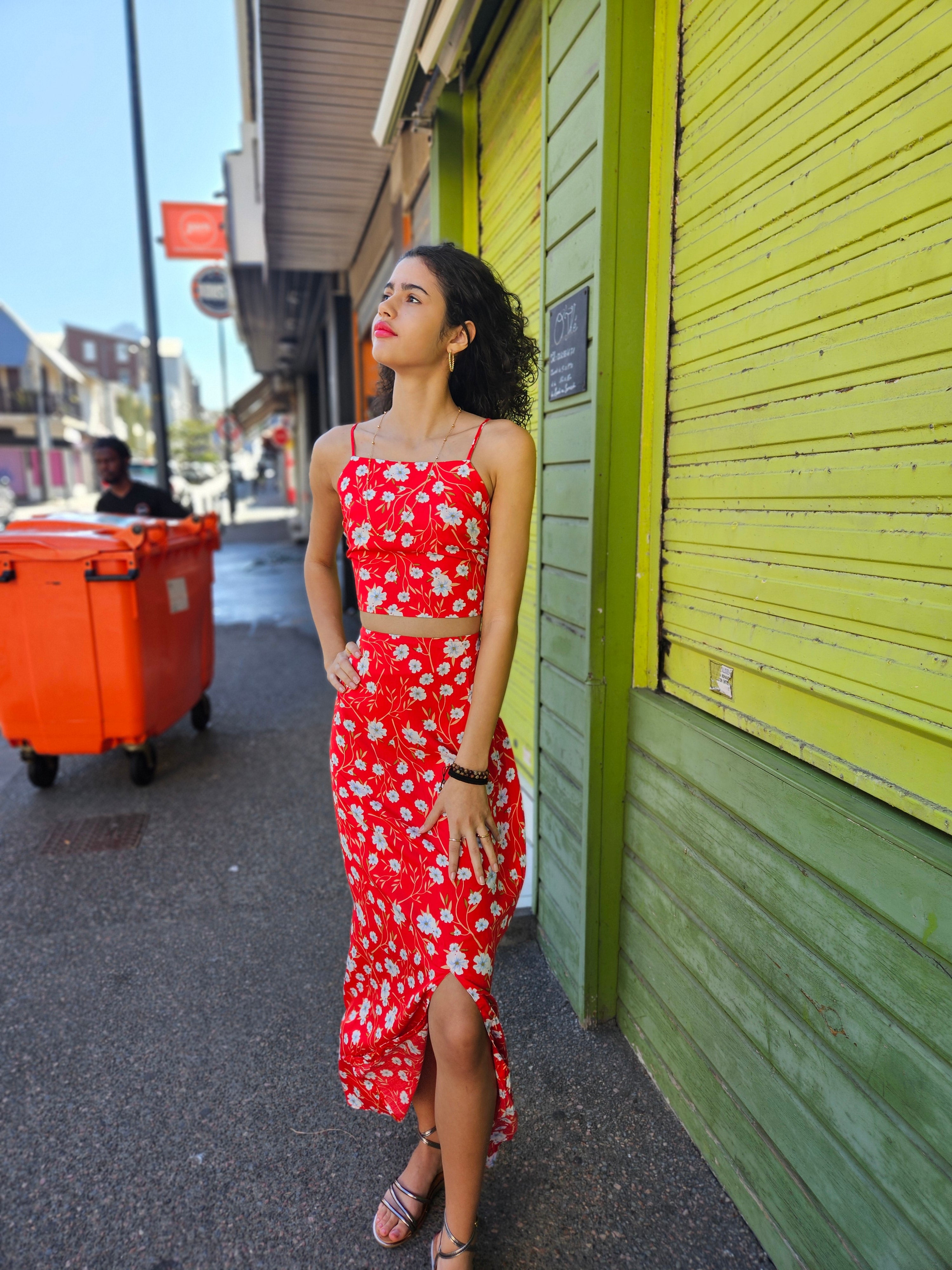 Ensemble jupe longue rouge 974,île de la Réunion
