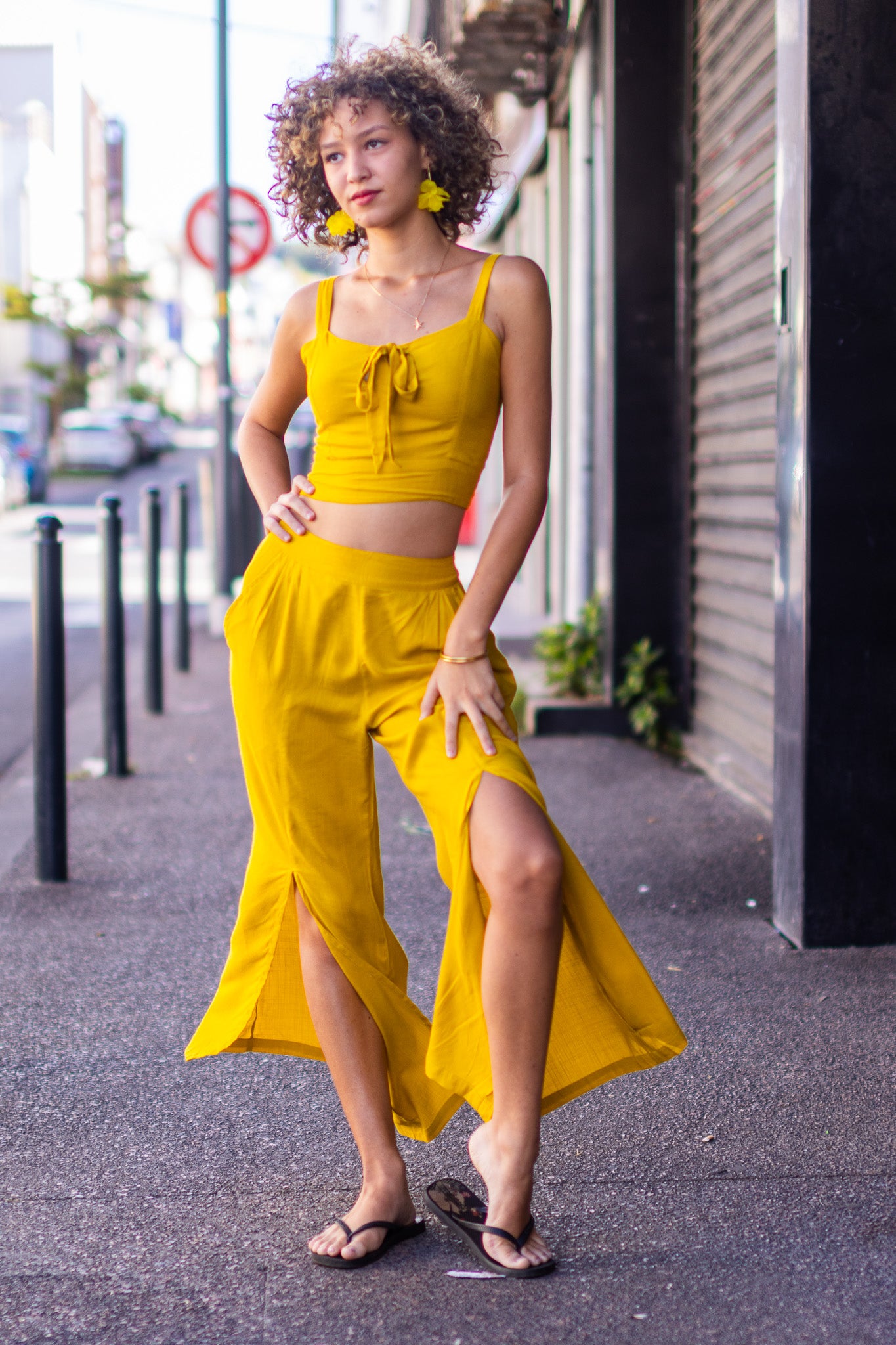 Ensemble pantalon fendu 974,île de la Réunion