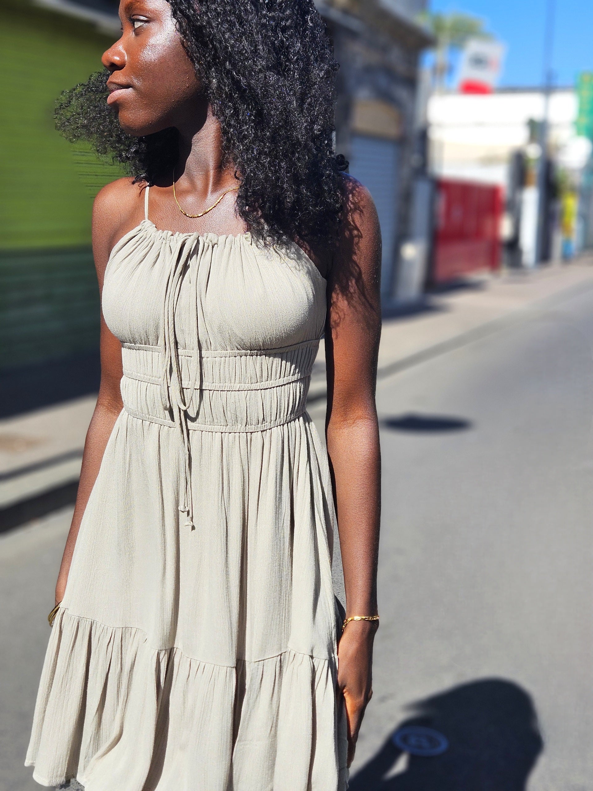 Robe courte sauge,île de la Réunion 974