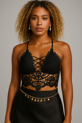 Top en dentelle noire Clair de Lune